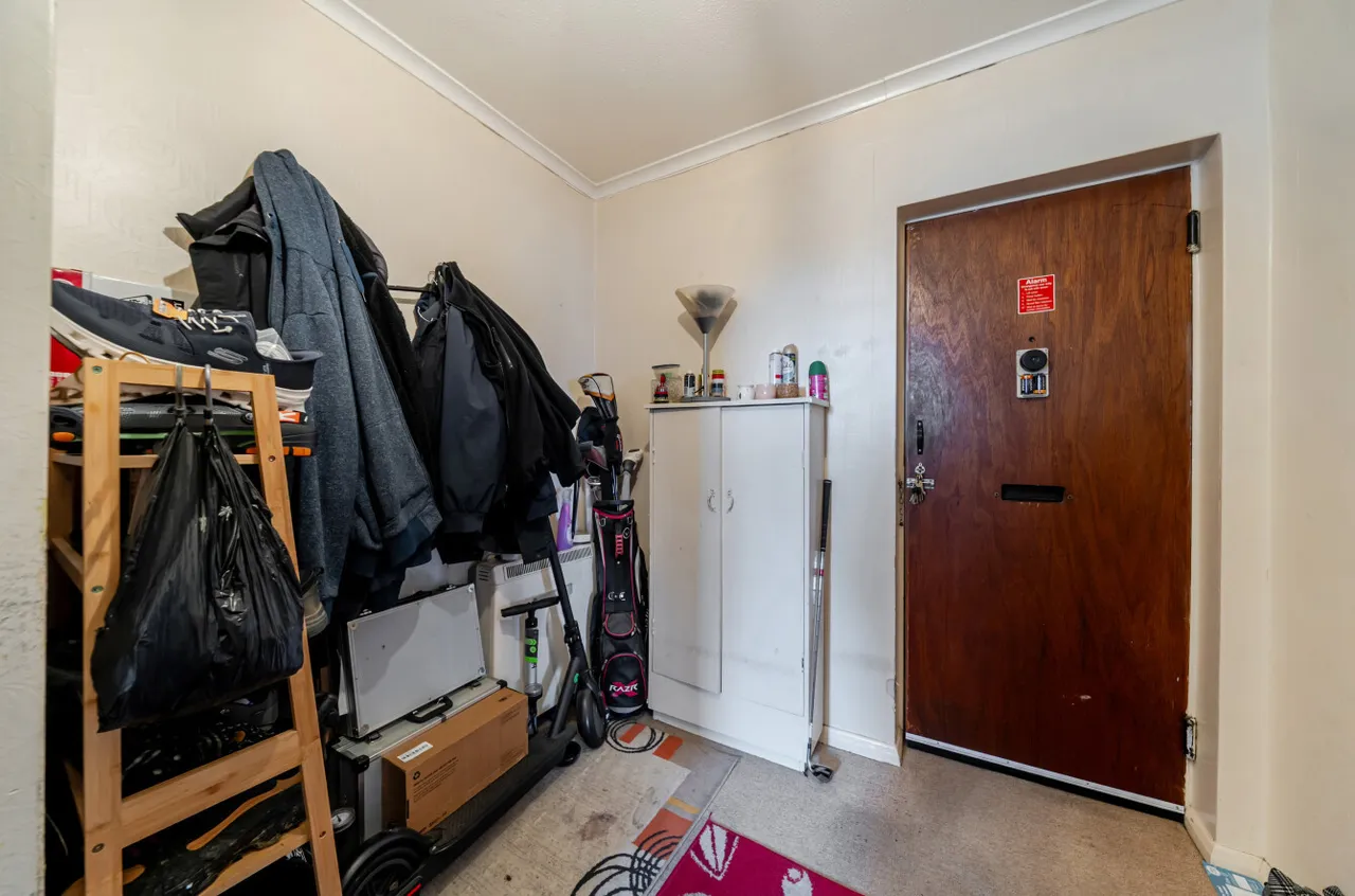 Chesswood Road, East Worthing, BN11, photo 11