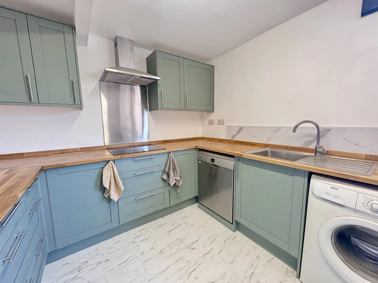 2 bed flat to rent — Forest Court, Arboretum, NG1
