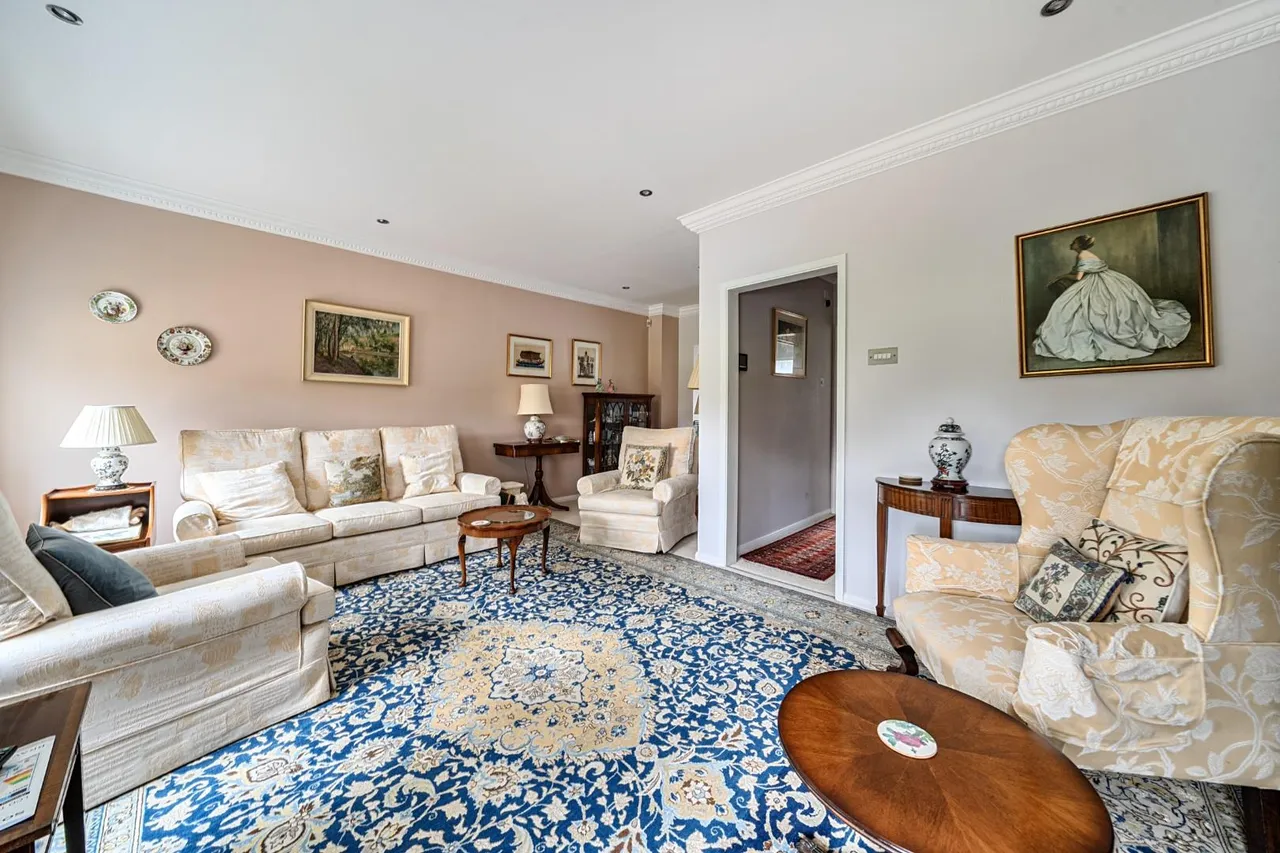 Queens Acre, Windsor, photo 14