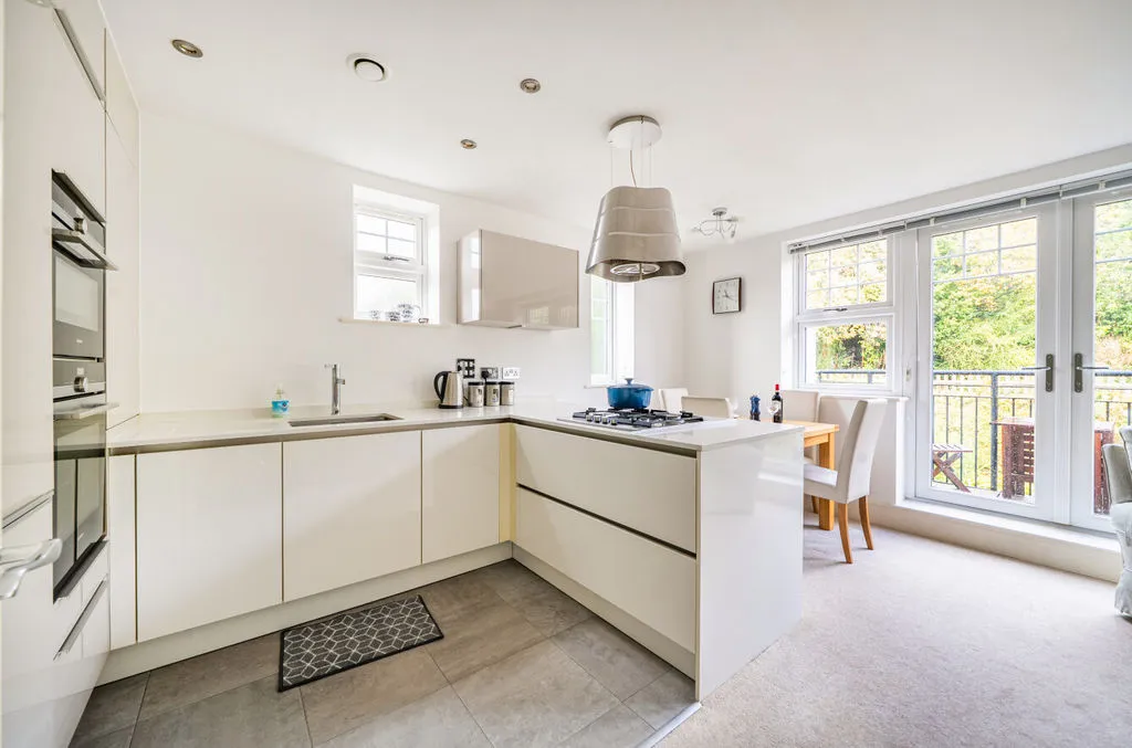 Woodcote Valley Road, Purley, CR8, photo 8