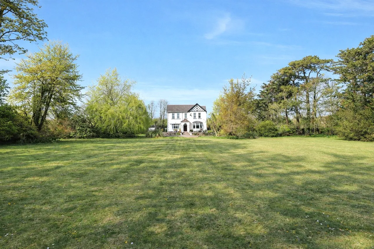 Silford Cross, Westward Ho!, EX39, photo 5