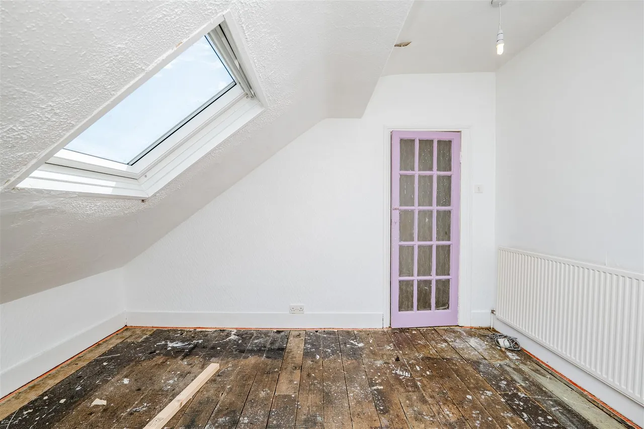 Porthkerry Road, Barry, CF62 7AX, photo 24