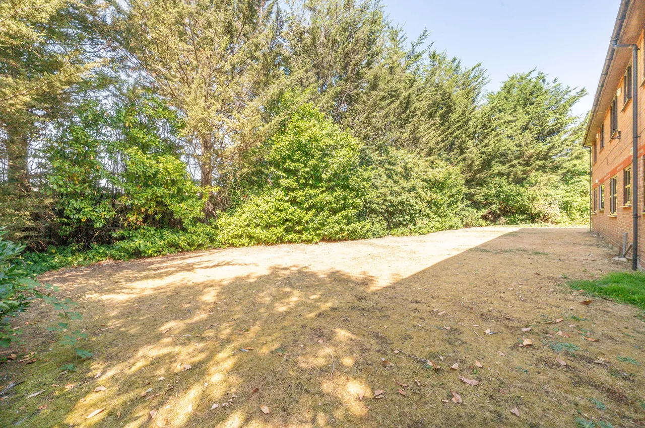 3 Cramer Court, Warwick Road, New Malden, photo 12