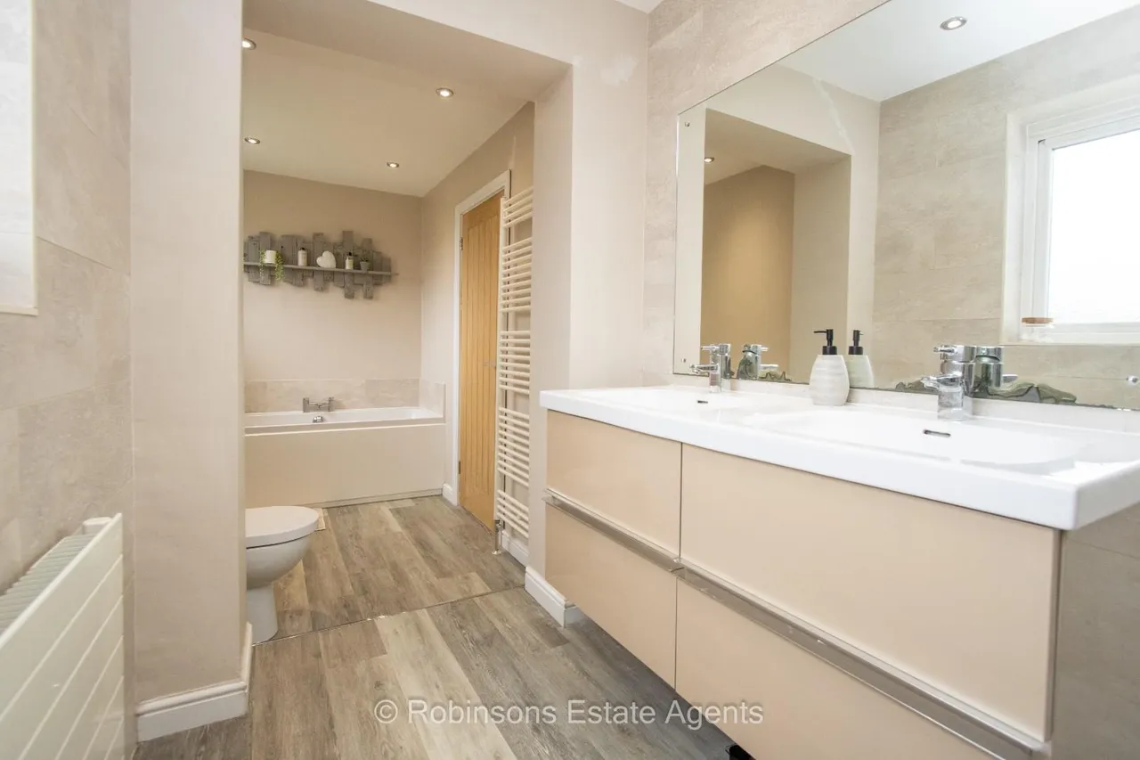 Kirkstone Drive, Carrville, DH1, photo 13