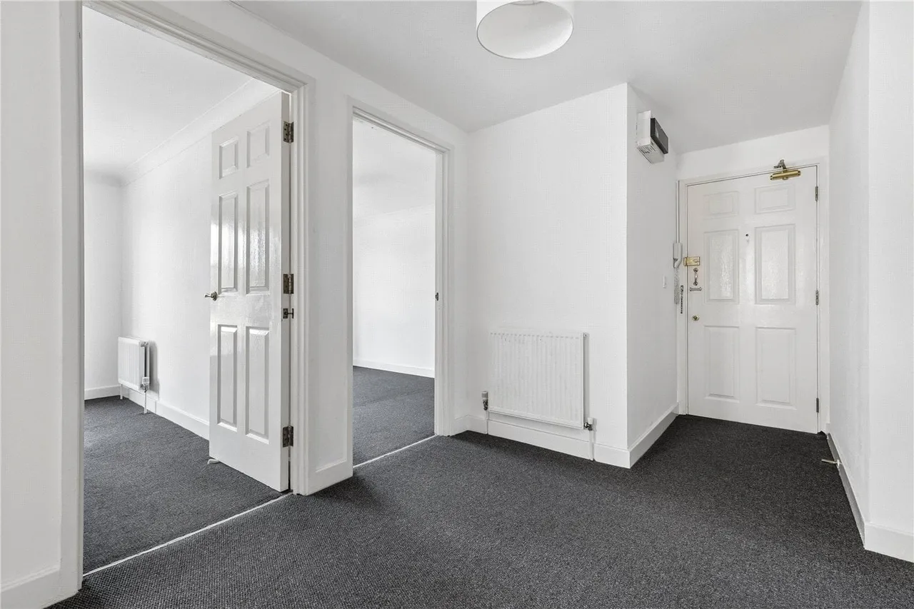 2 bed flat for sale — Seven Sisters Road, London, N4