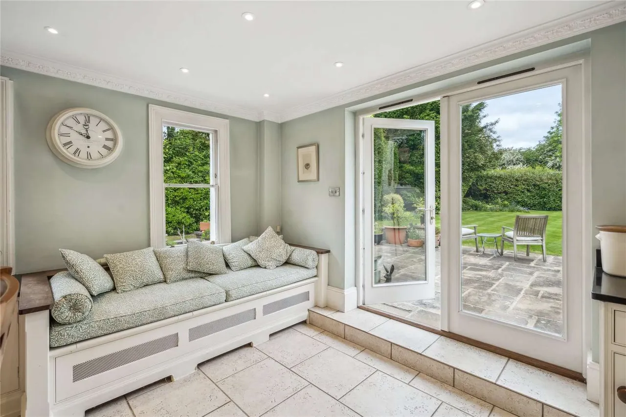 Oxford Street, Lee Common, Great Missenden, Buckinghamshire, HP16 9JP, photo 8