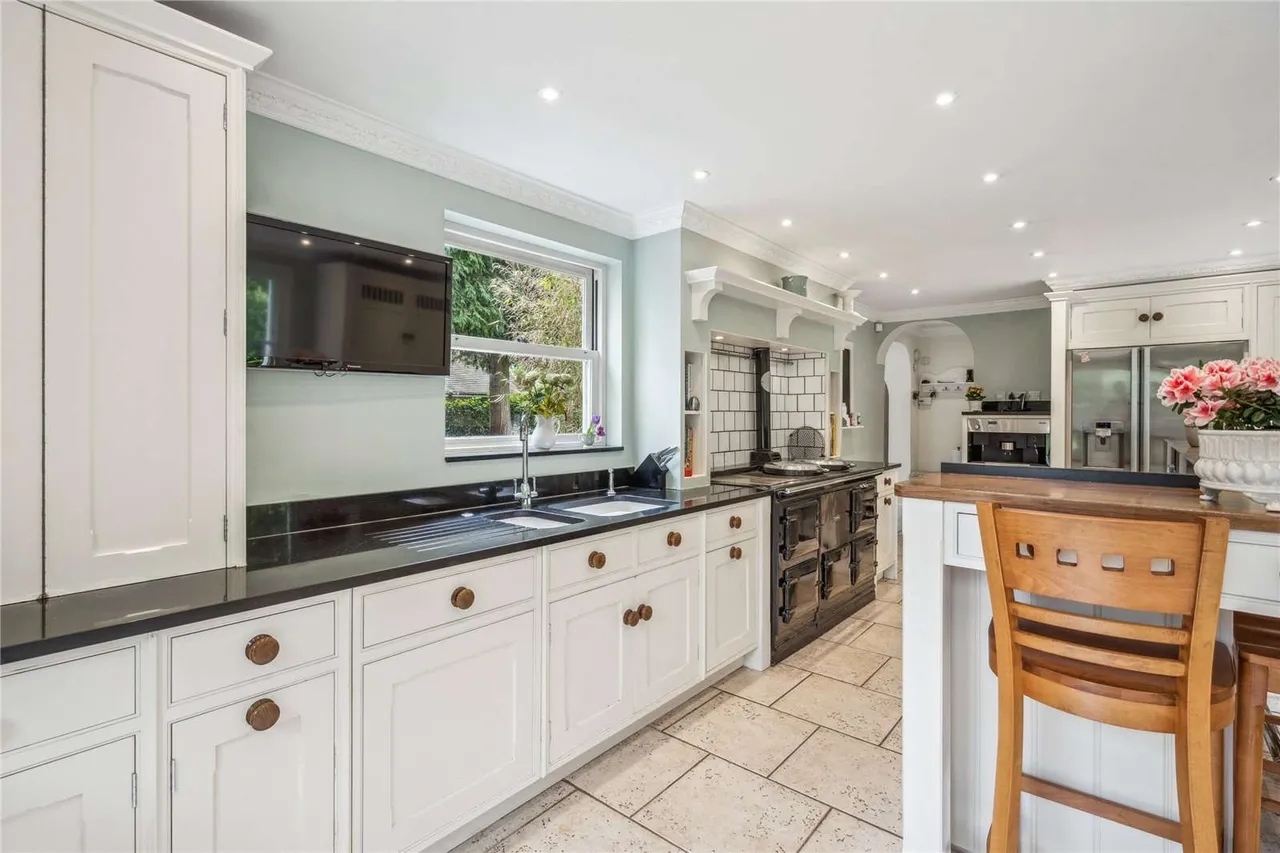 Oxford Street, Lee Common, Great Missenden, Buckinghamshire, HP16 9JP, photo 7