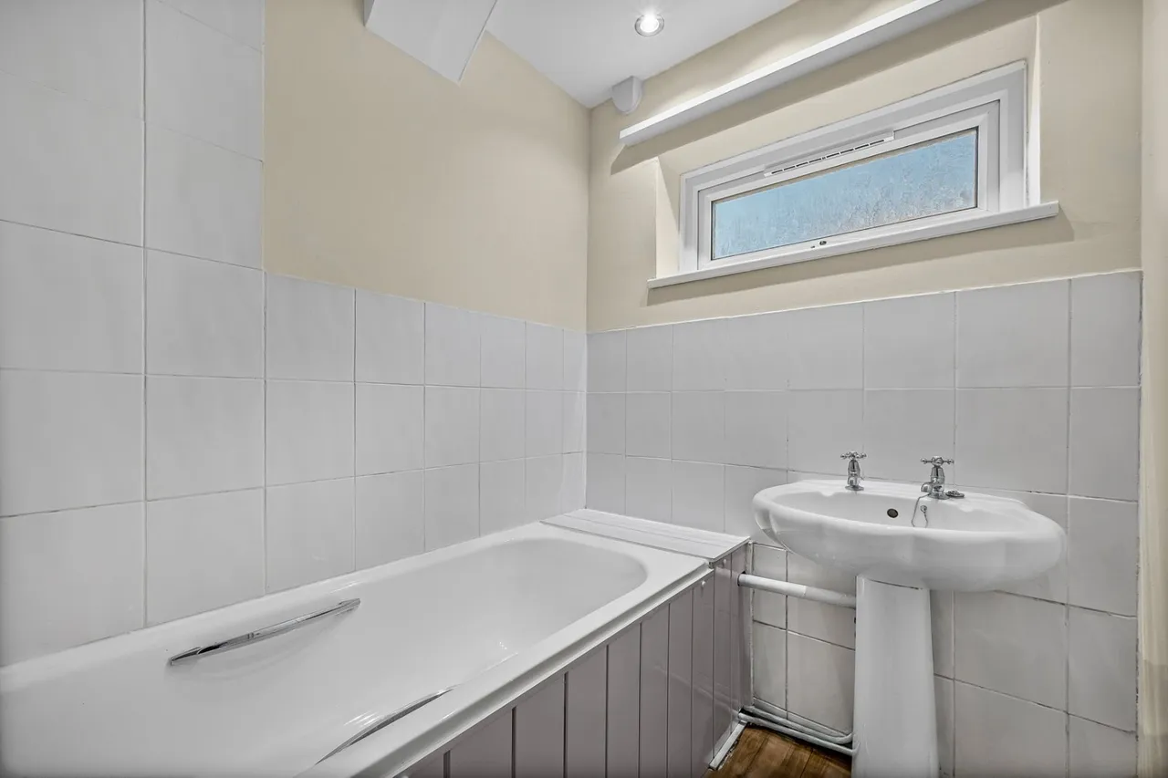 Manchester Road, London, E14, photo 6