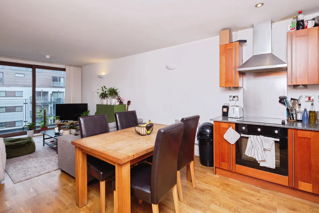 1 Isaac Way, Manchester, photo 3