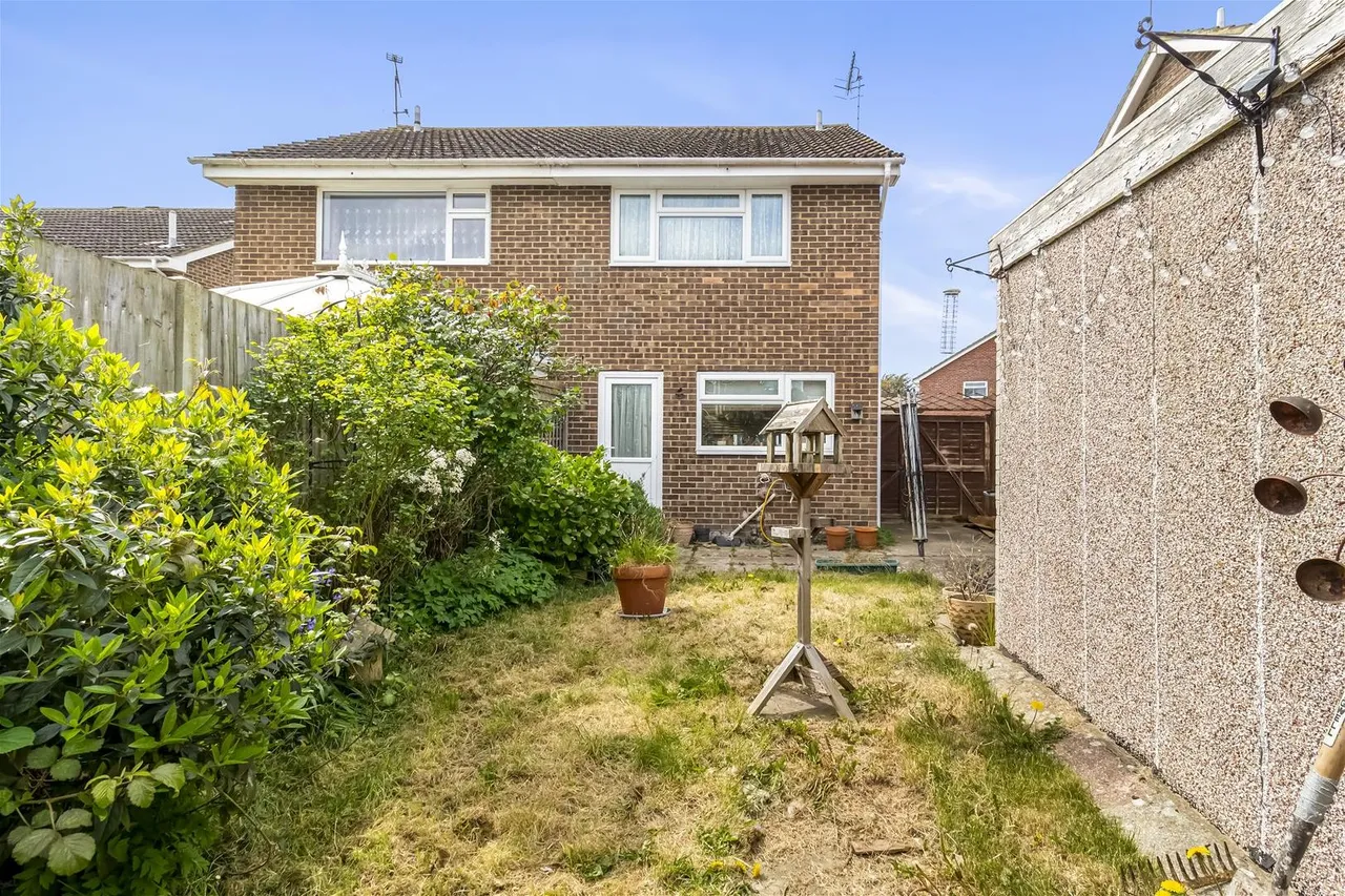 Montreal Way, Worthing, photo 9