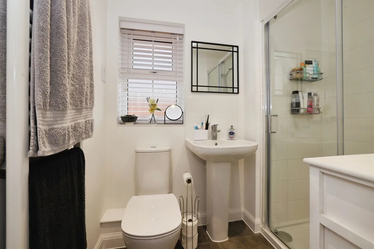 Foxglove Crescent, Shaftesbury, SP7, photo 6
