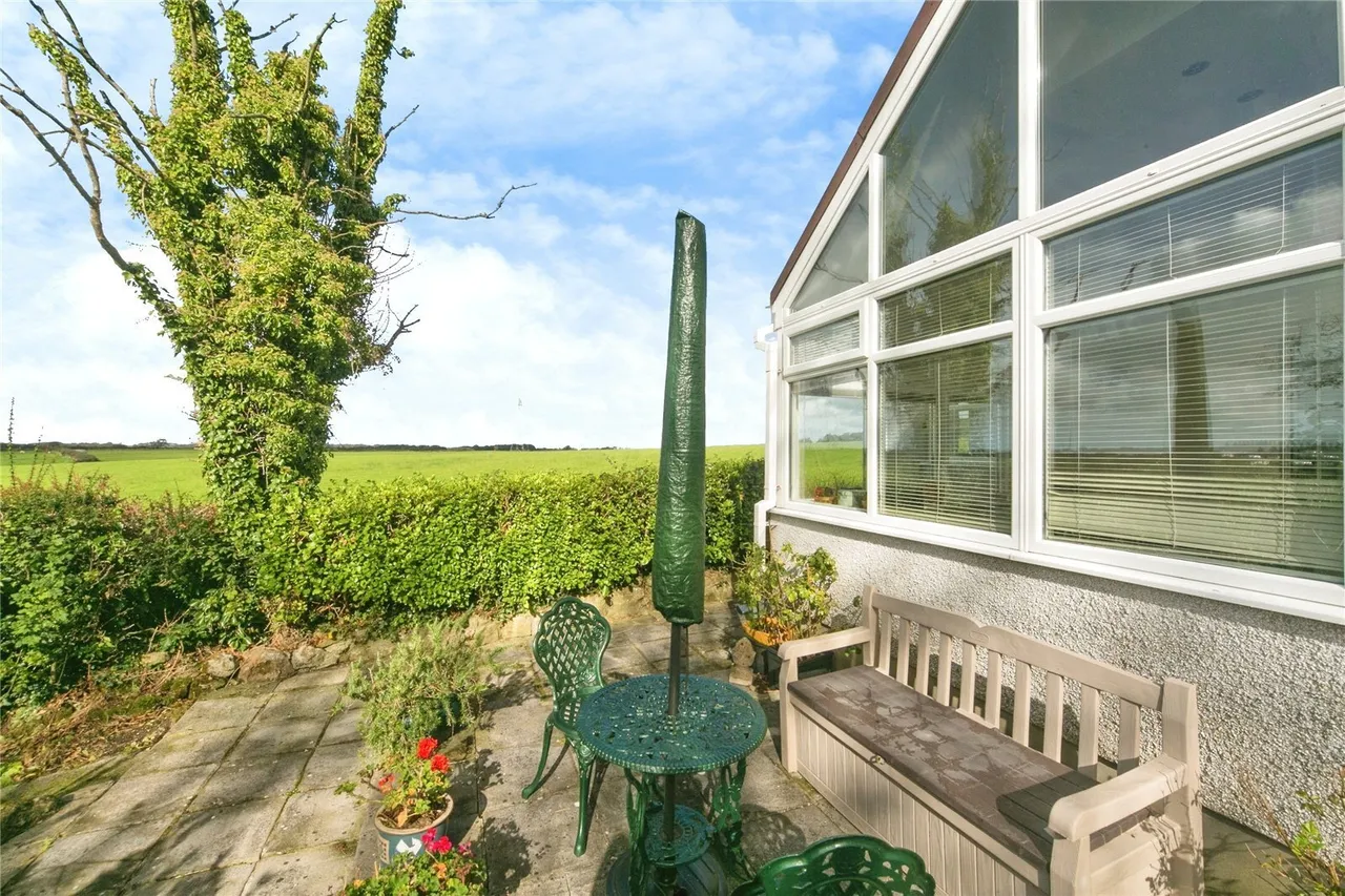 Cefniwrch, Llangefni, LL77, photo 42