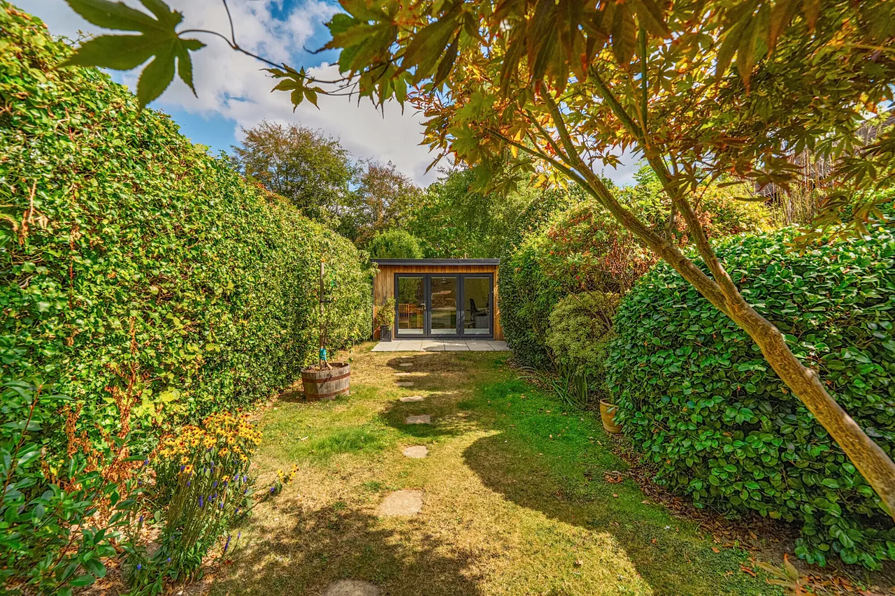 Littlehaven Lane, Horsham, RH12, photo 8