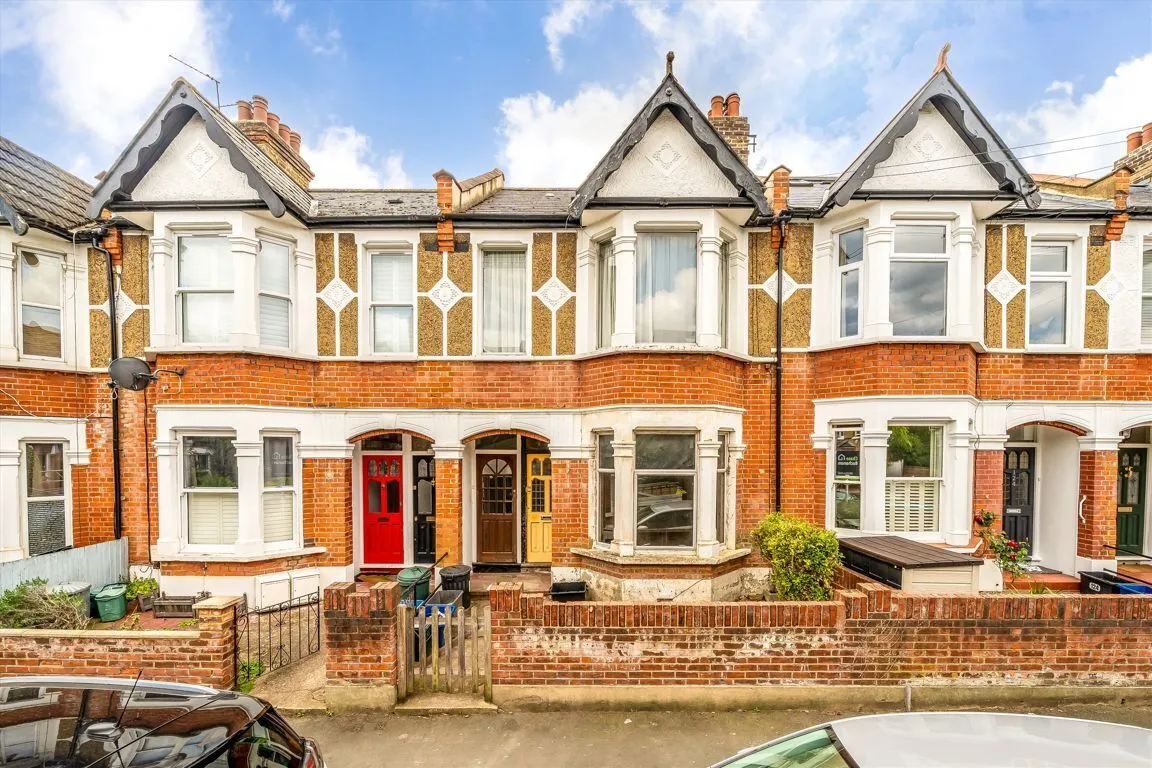 1 bed property for sale, Third Cross Road, TW2