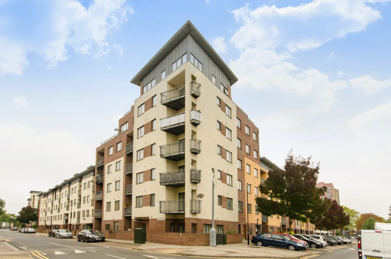 1 bed flat to rent, London, E13