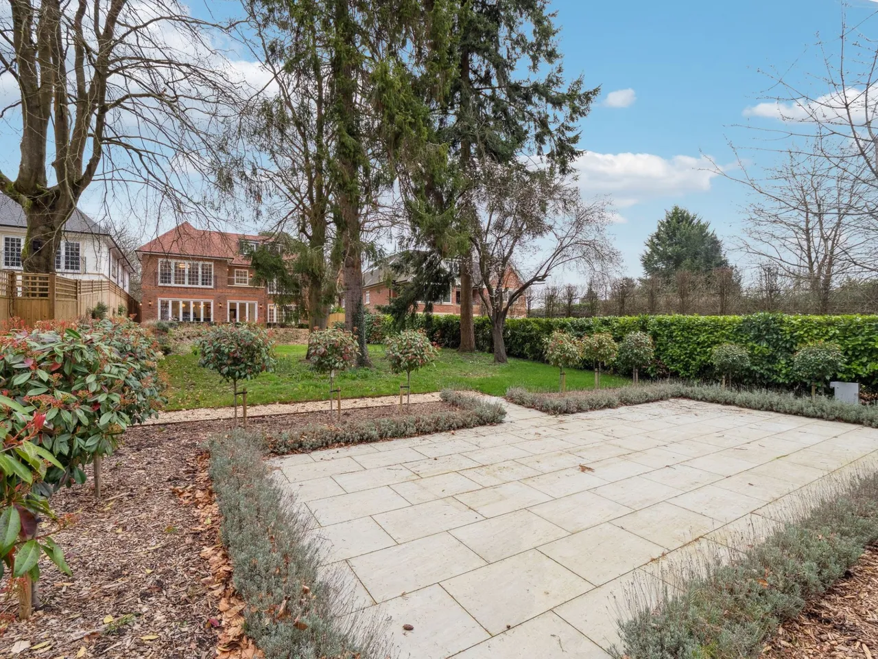 Burkes Road, Beaconsfield, HP9, photo 37