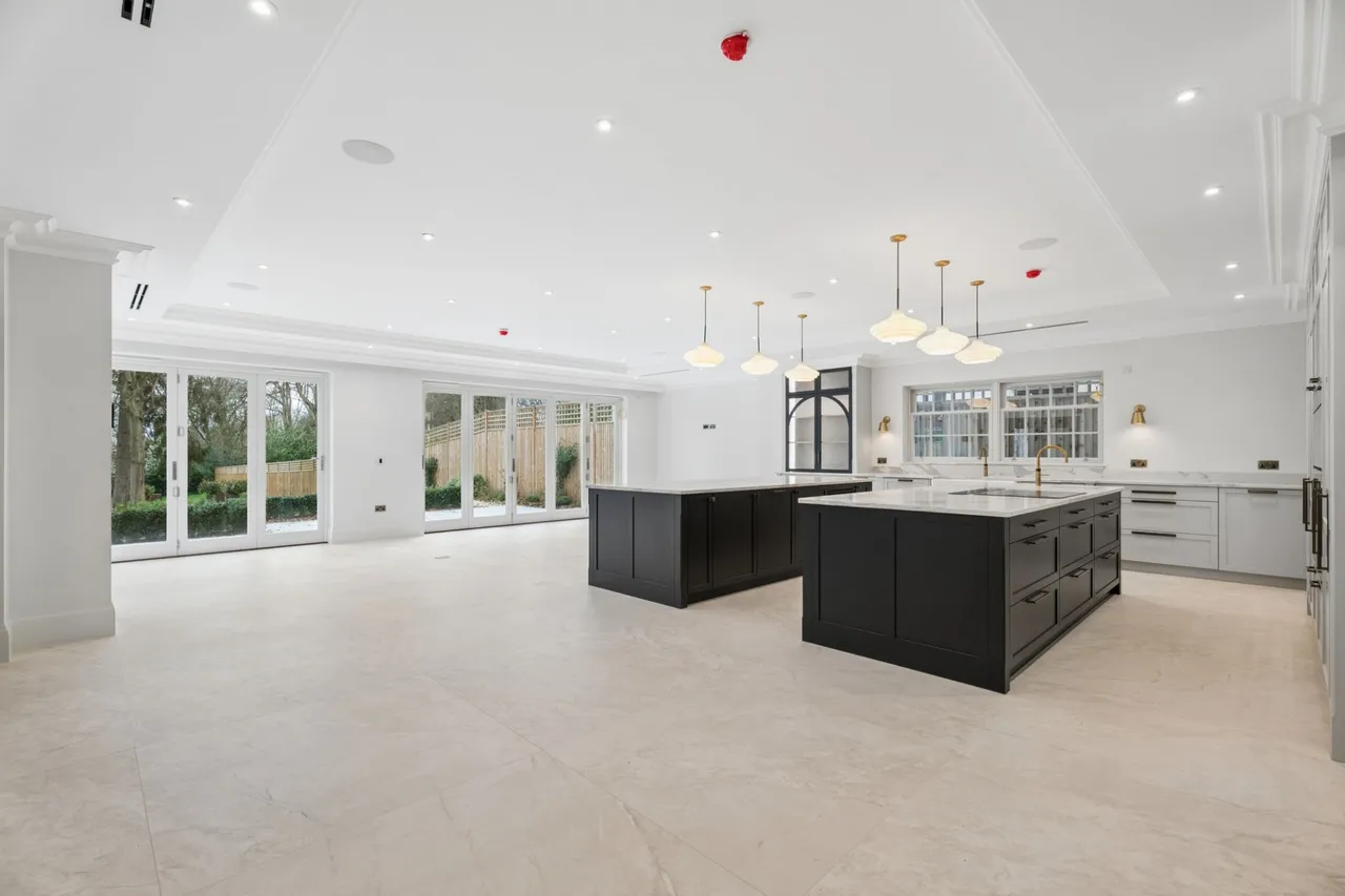 Burkes Road, Beaconsfield, HP9, photo 2