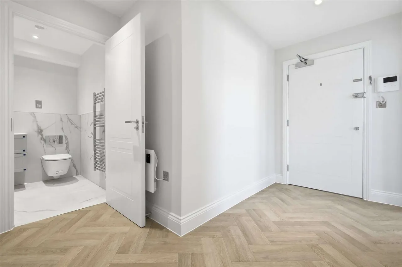 Waterloo Chambers Apartments, Waterloo Lane, Chelmsford, Essex, CM1 1BD, photo 6