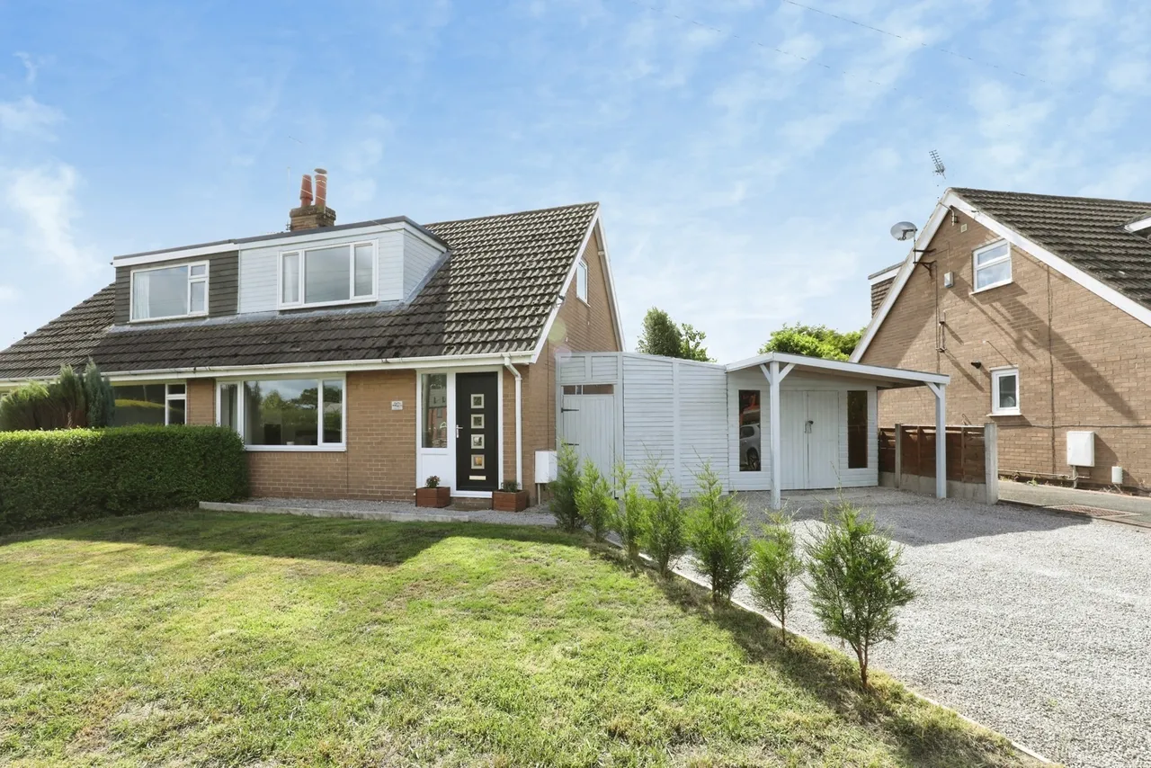 3 bed house for sale — Main Road, CREWE, Cheshire, CW2