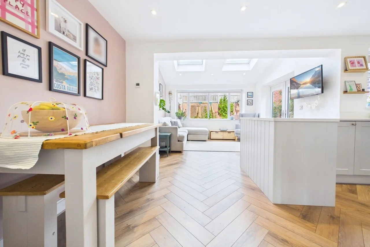 Boneham Road, Whitnash, Leamington Spa, photo 11