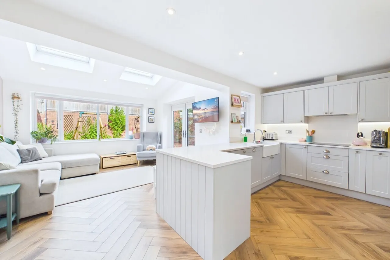 Boneham Road, Whitnash, Leamington Spa, photo 10