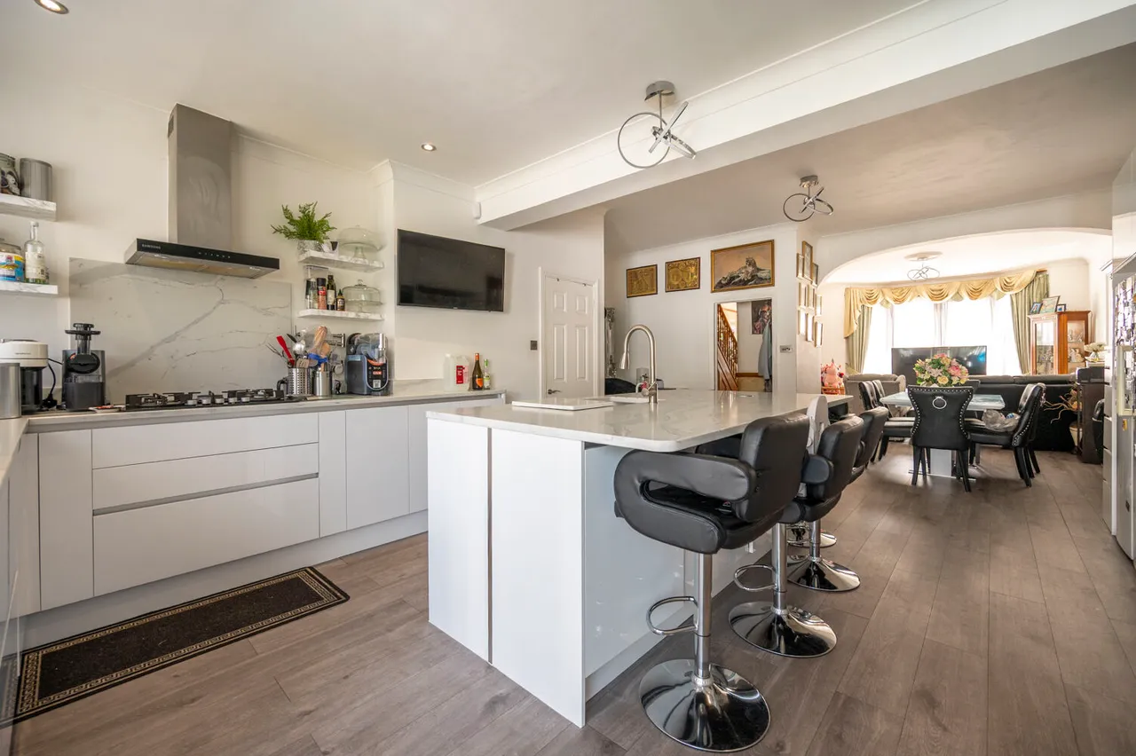 96 James Lane, London, photo 5