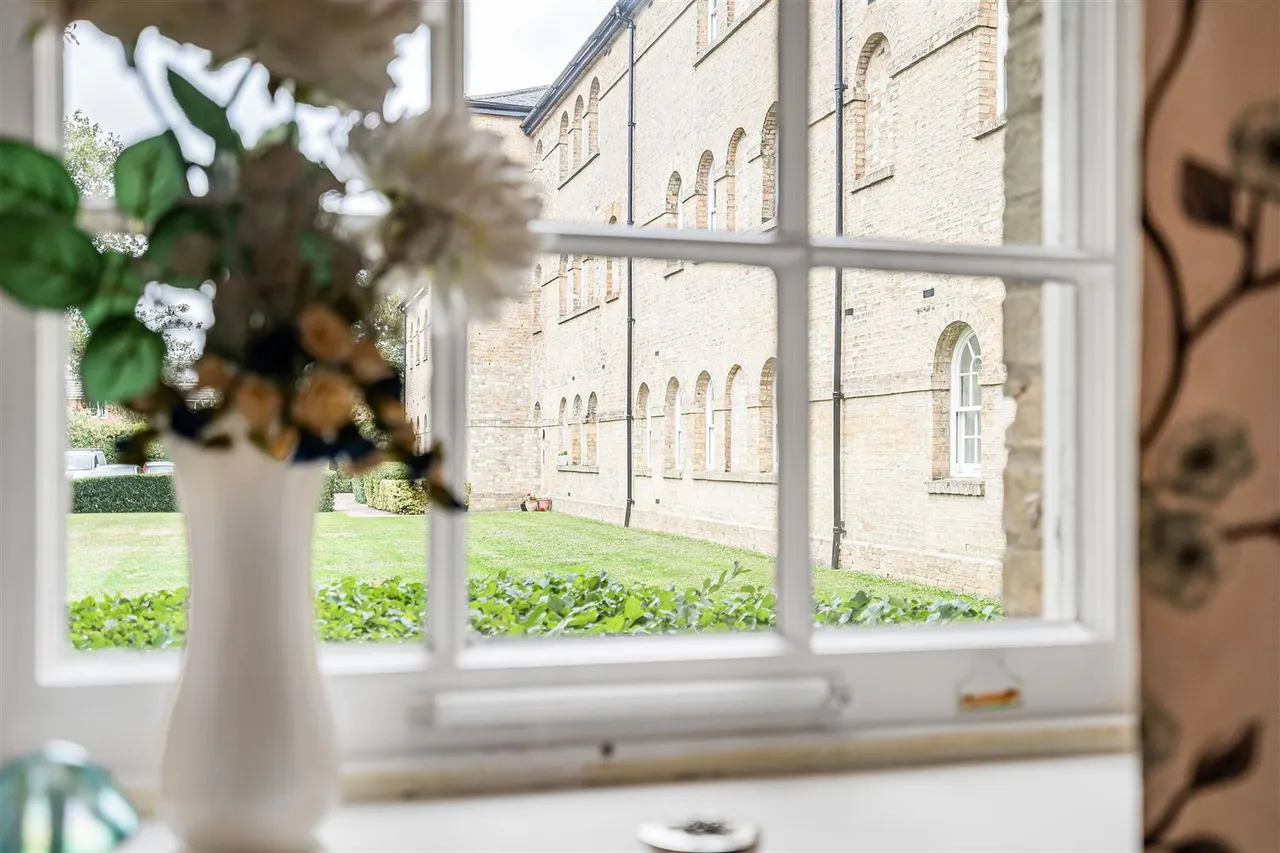 Radwinter Road, Saffron Walden, CB11, photo 6
