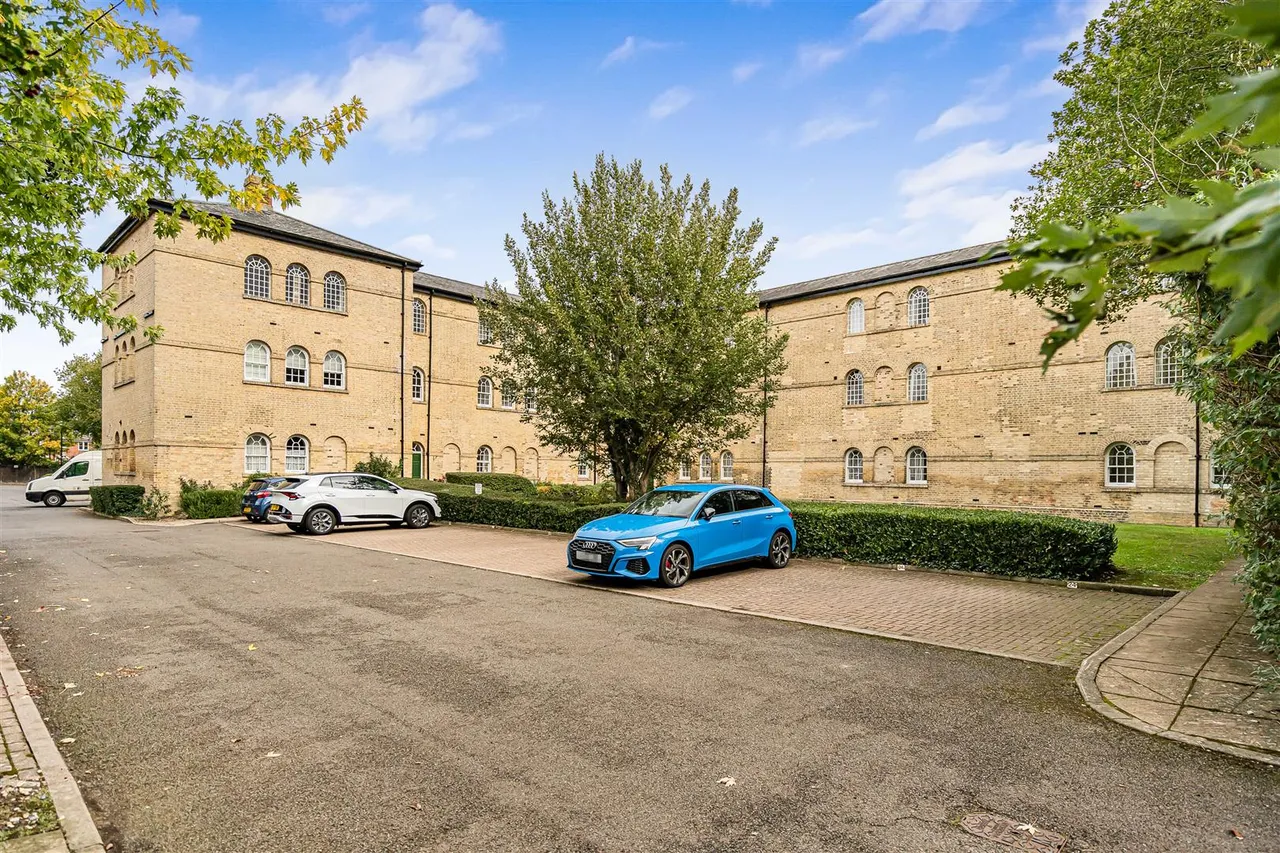 Radwinter Road, Saffron Walden, CB11, photo 12