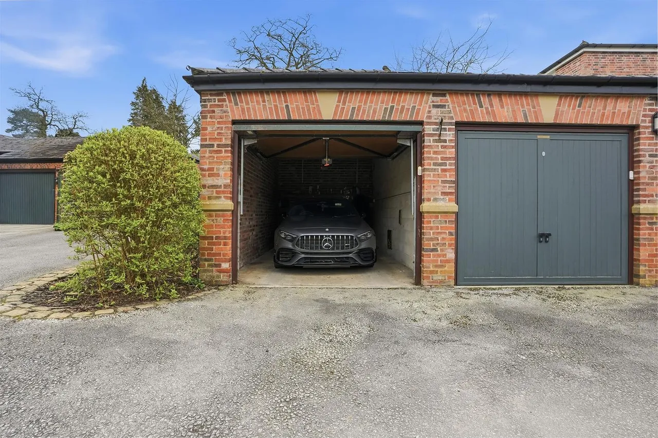 Birtles Hall, Birtles Lane, Over Alderley, photo 25
