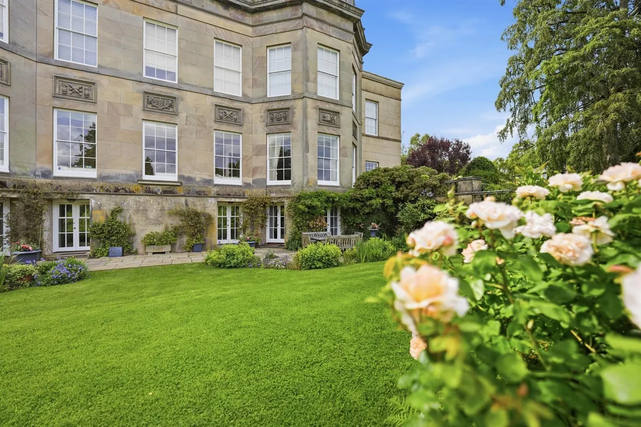Birtles Hall, Birtles Lane, Over Alderley, photo 32