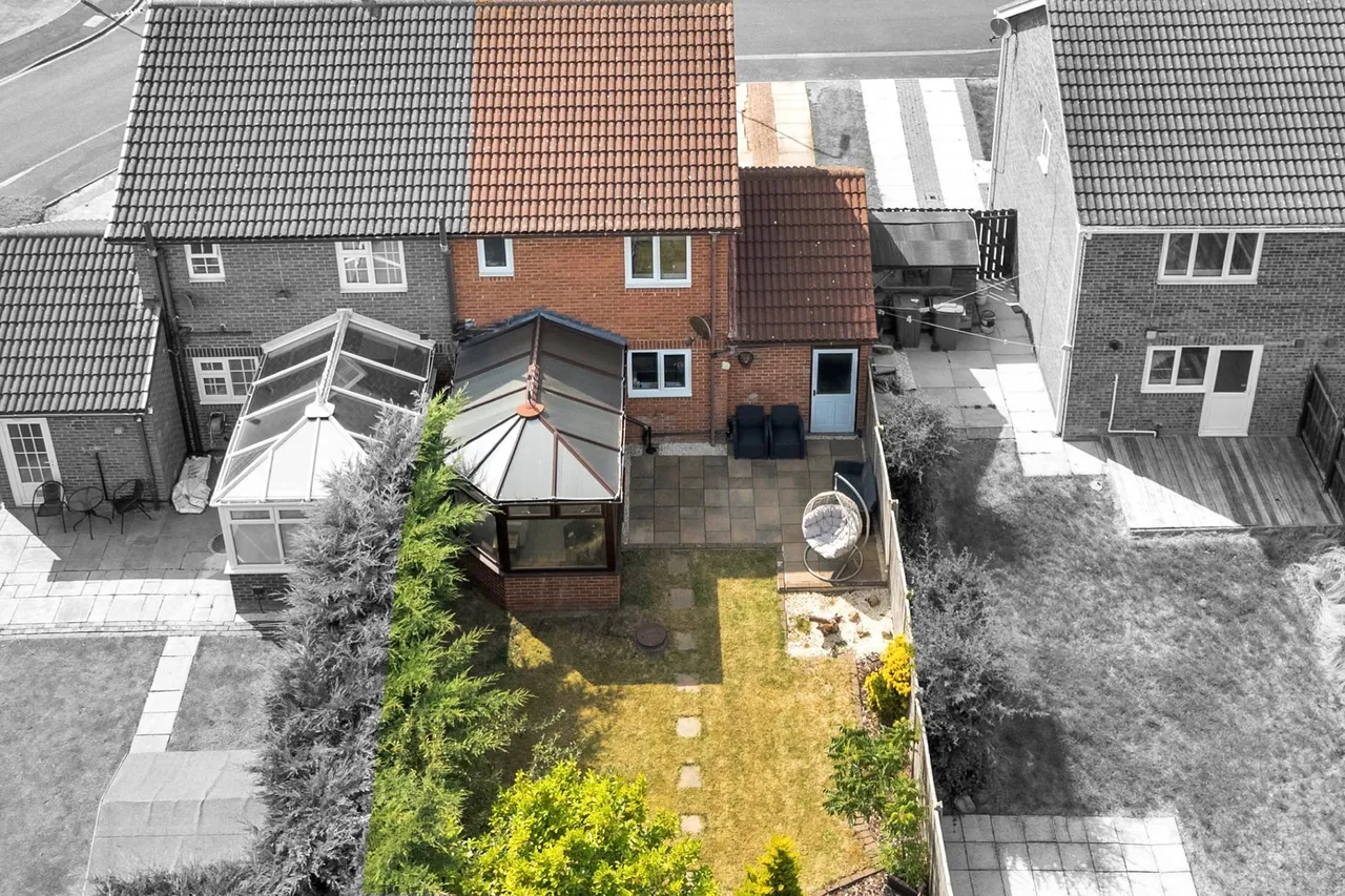 Thurso Close, Fairfield, photo 26