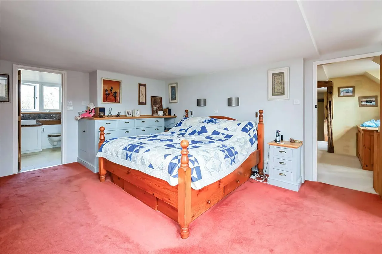 Hale Hill, West Burton, Pulborough, West Sussex, RH20 1HE, photo 8