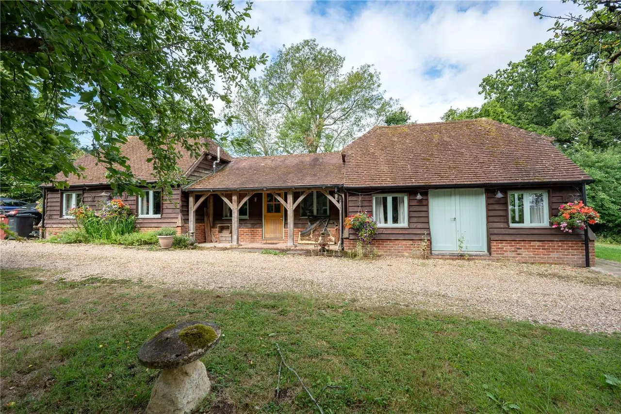 Hale Hill, West Burton, Pulborough, West Sussex, RH20 1HE, photo 12