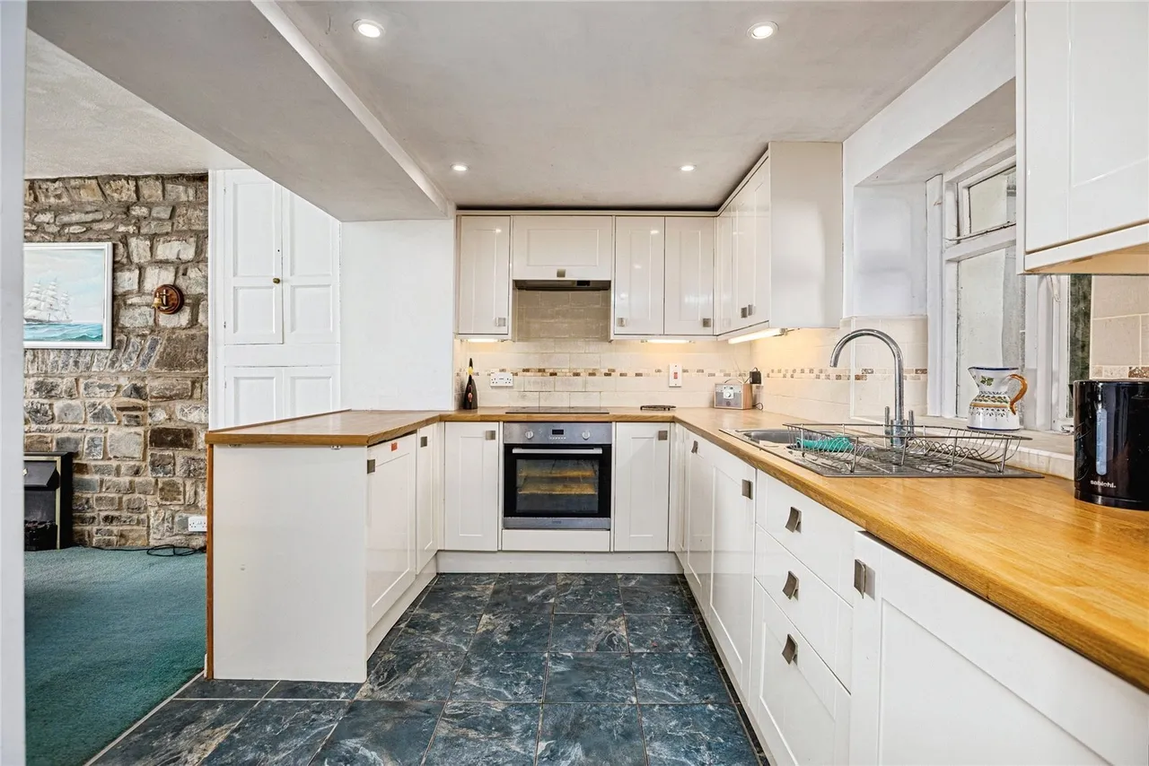 Marine Terrace, New Quay, SA45, photo 6