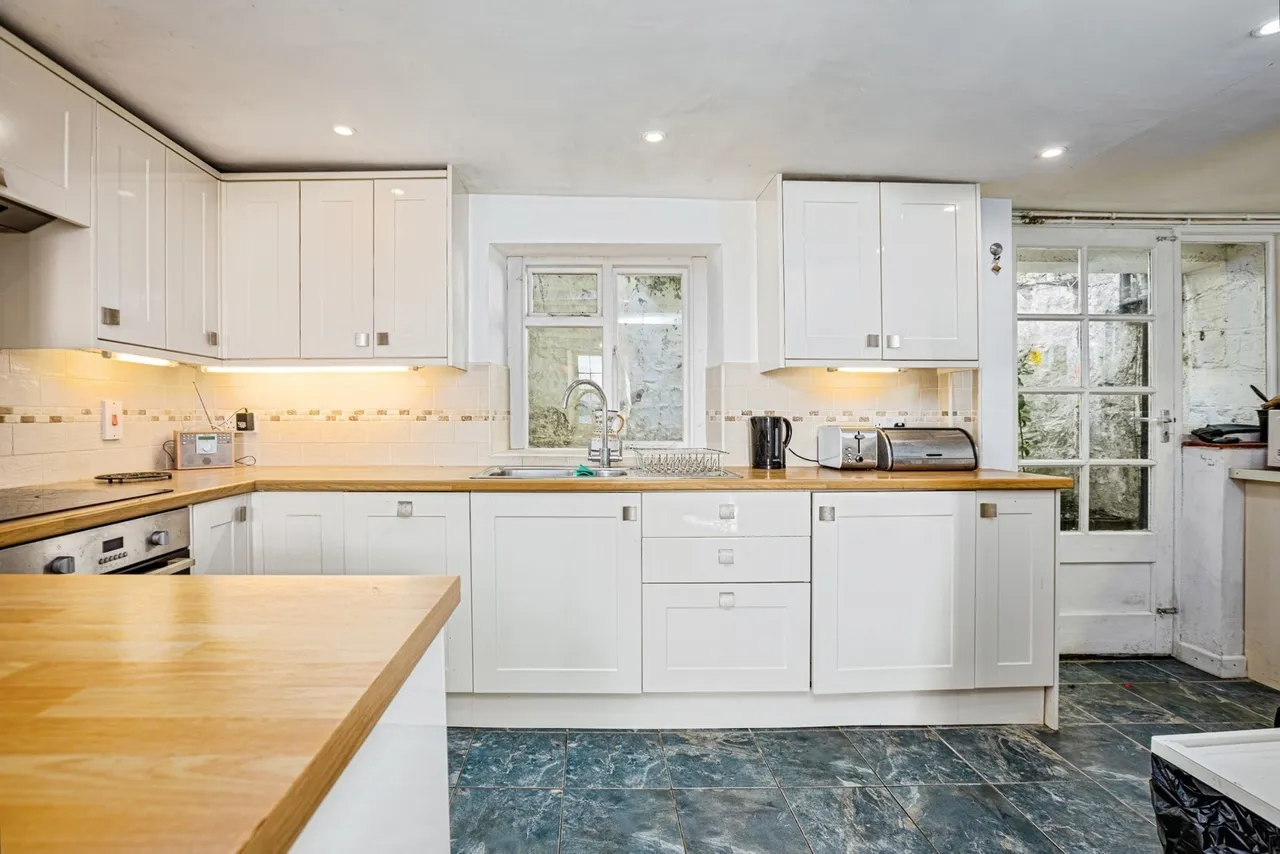 Marine Terrace, New Quay, SA45, photo 7