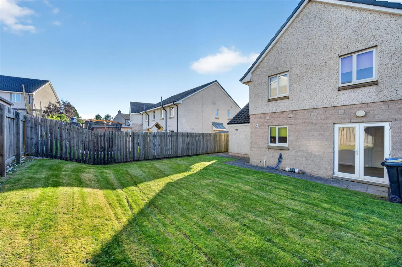 Clochandighter Drive, Portlethen, AB12, photo 23