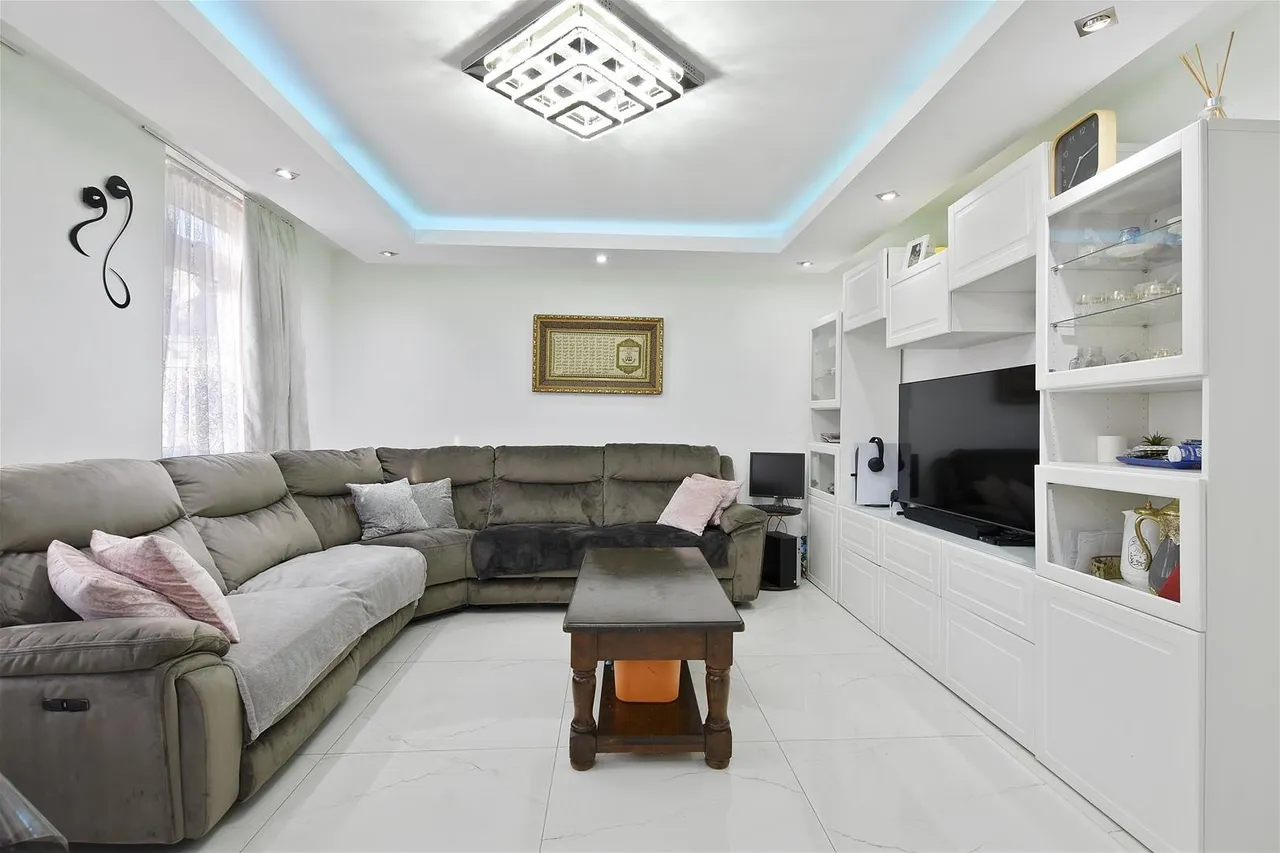 3 bed house for sale — Abbey Road, London