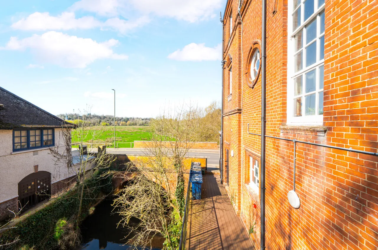 Bridge Road, Godalming, GU7, photo 11