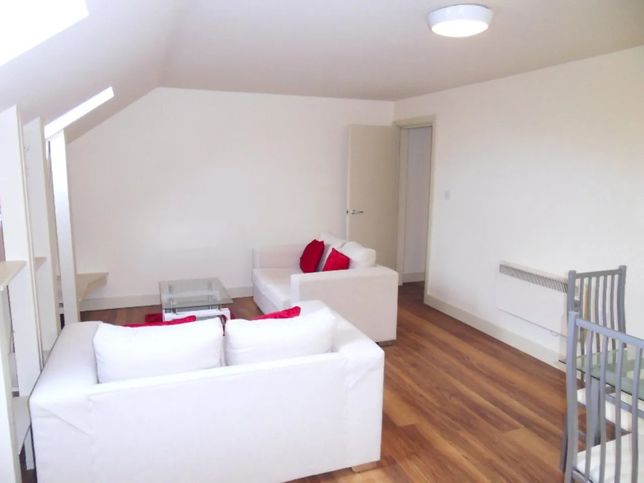 Upper Blakeridge Lane, Batley, WF17, photo 7
