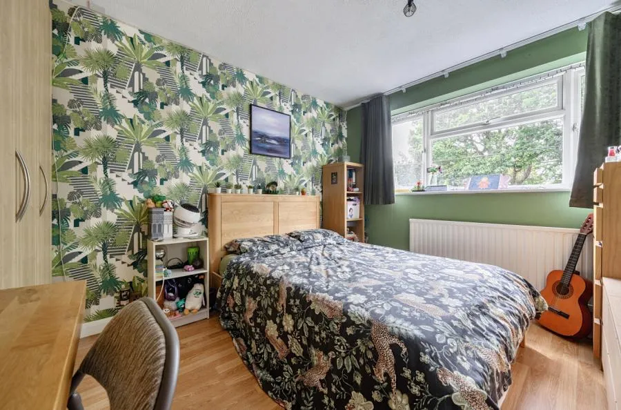 Cambridge Road, Owlsmoor, GU47, photo 8