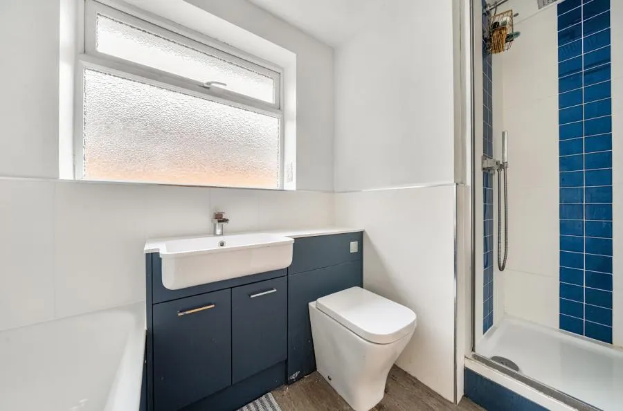 Cambridge Road, Owlsmoor, GU47, photo 10