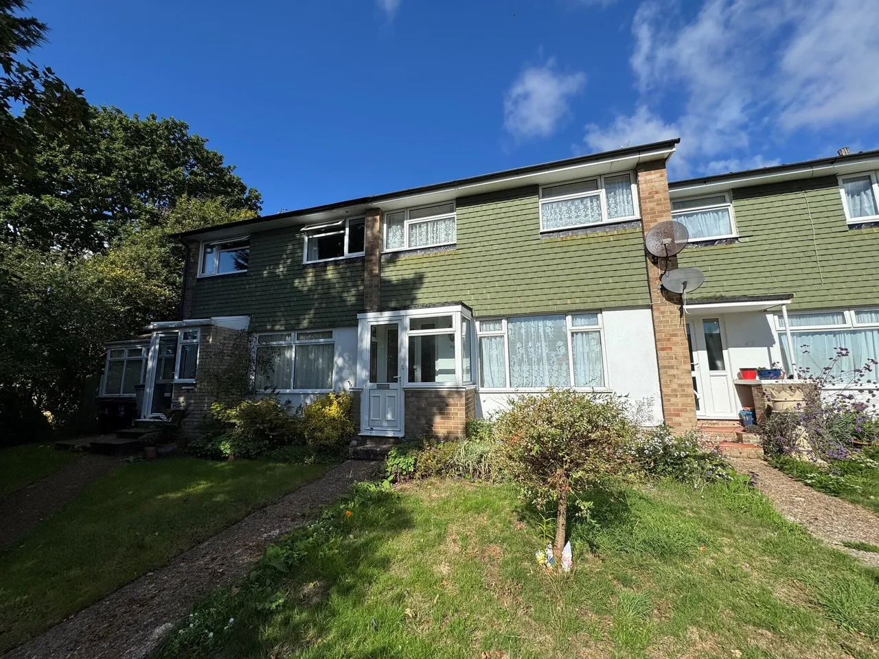 3 bed house to rent — Barons Way, POLEGATE