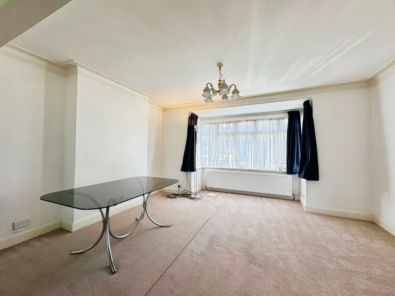 Edgwarebury Gardens, Edgware, HA8, photo 2
