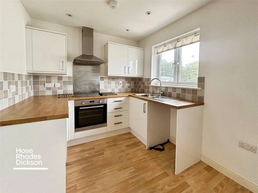 Atherley Park Close, Shanklin, PO37, photo 3