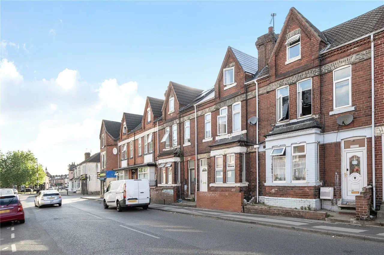 Hexthorpe Road, Doncaster, South Yorkshire, DN4, photo 5