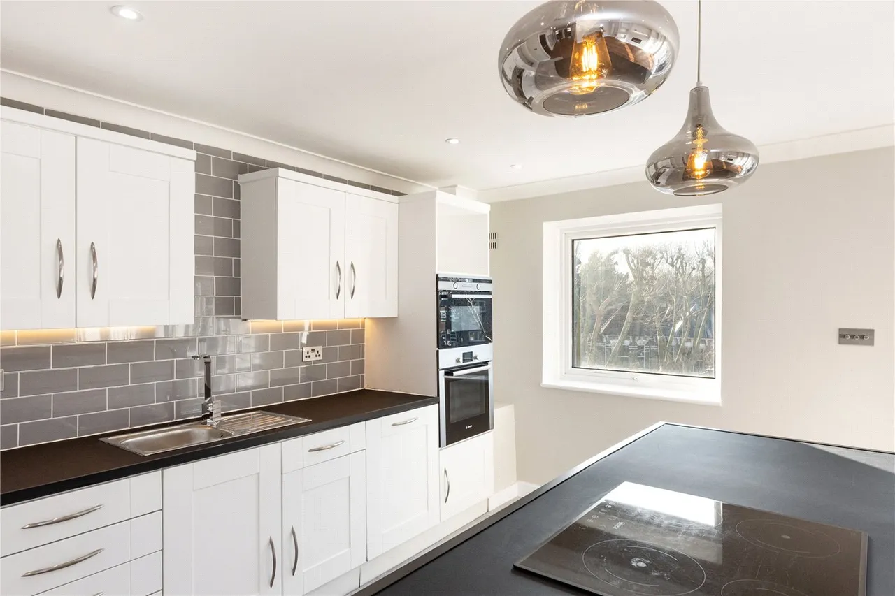 Fountayne Road, London, N16, photo 10