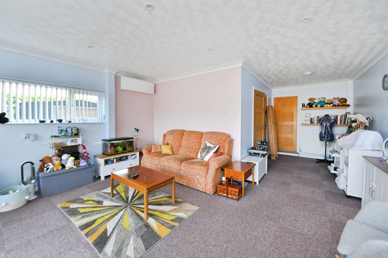 St. Georges Road, Saltash, photo 2