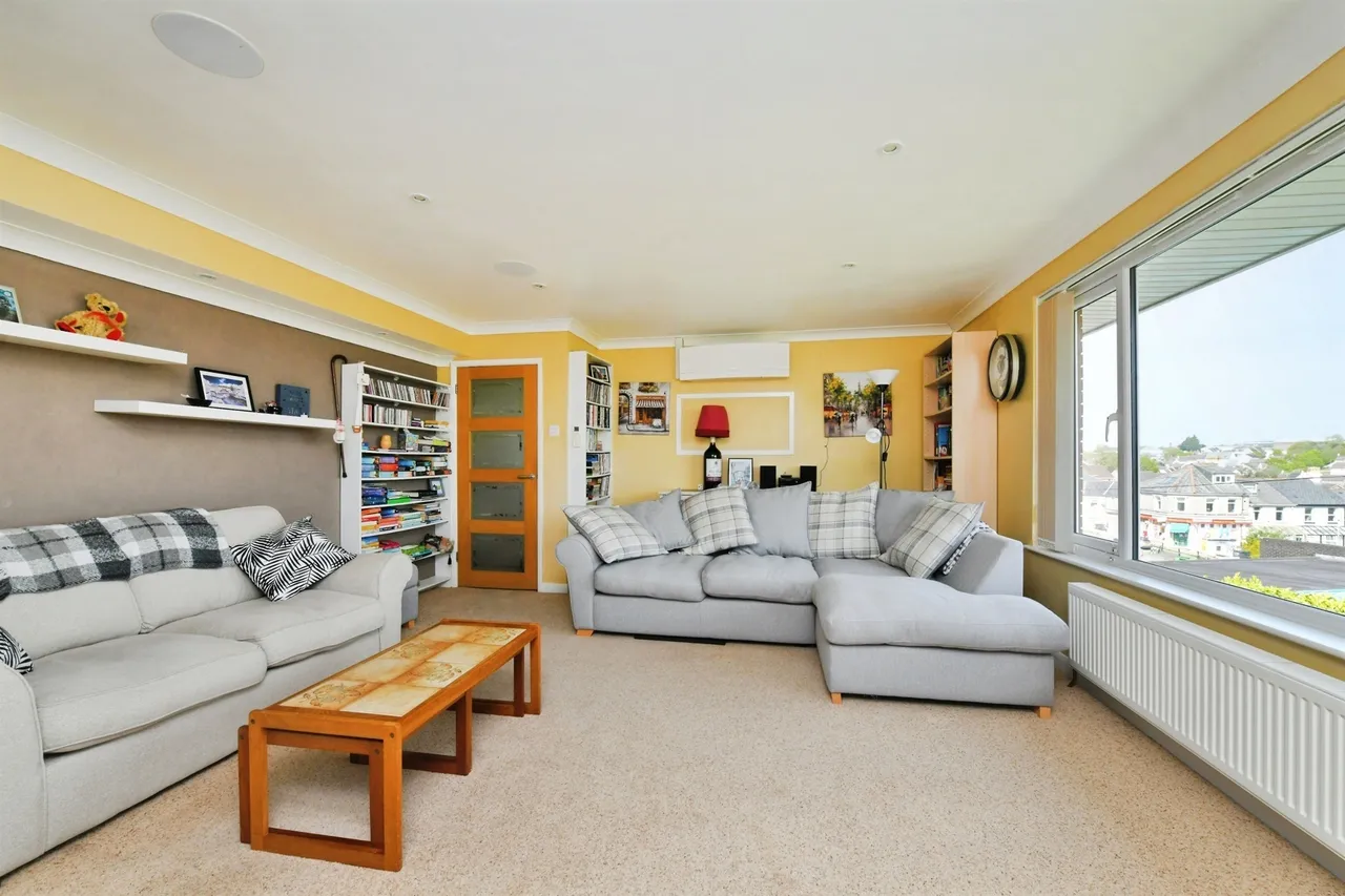 St. Georges Road, Saltash, photo 4