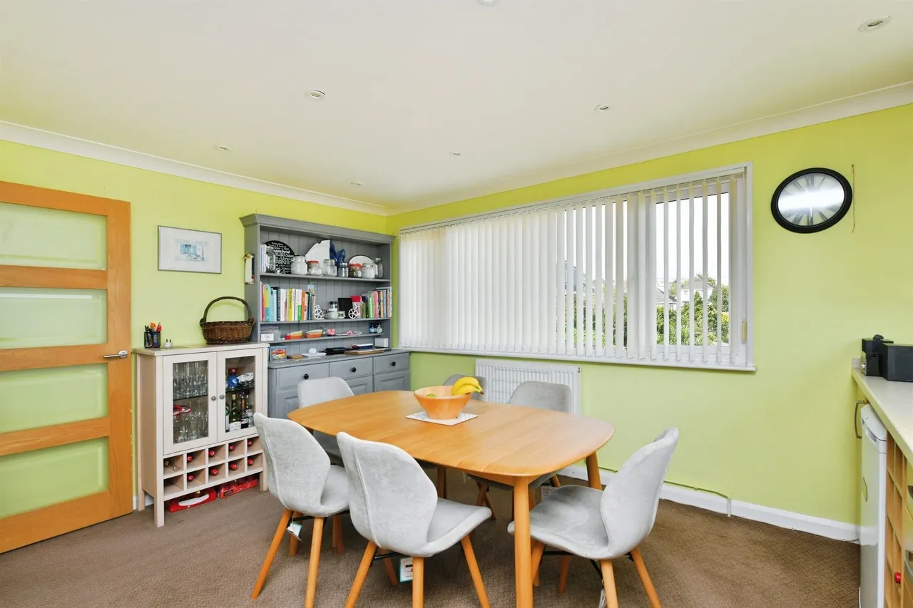 St. Georges Road, Saltash, photo 8