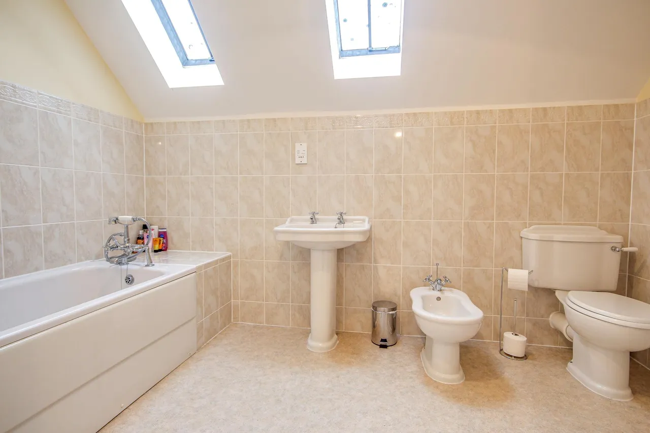 Church Road, Leonard Stanley, GL10, photo 25